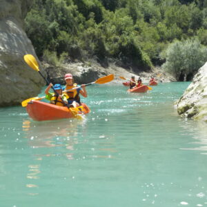 Kayak en aguas tranquilas
